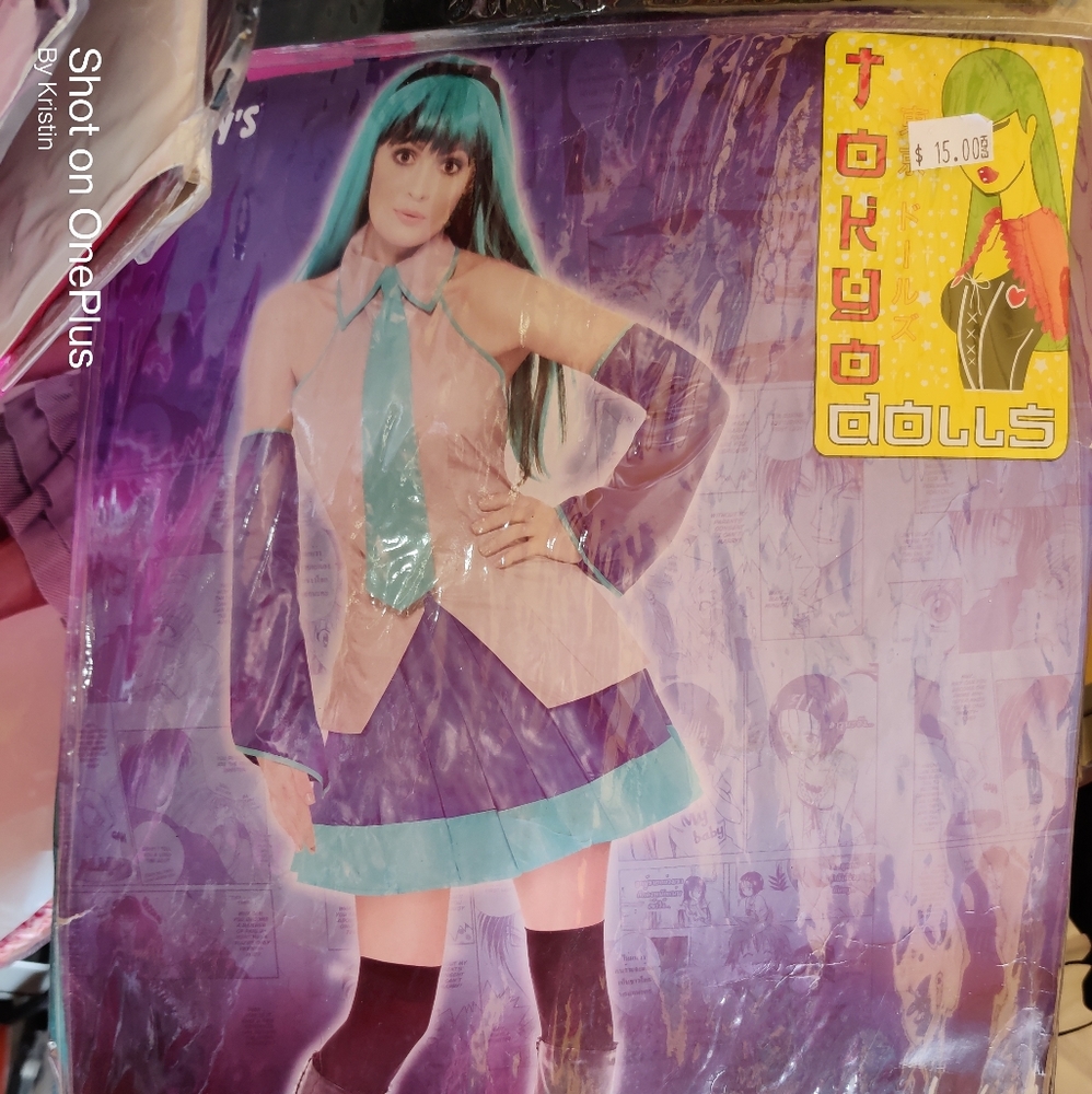 NWT CORSPLAY COSTUME